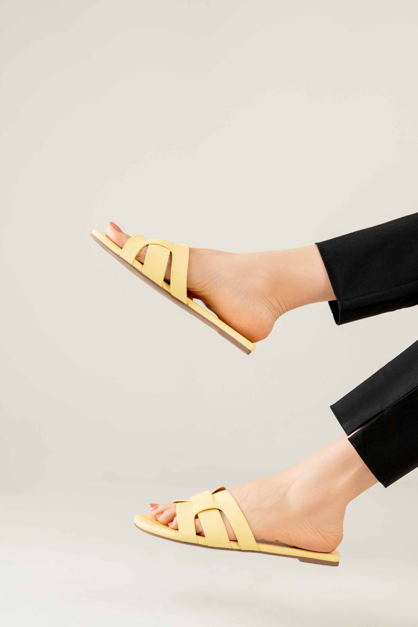 Yellow Chappal-440732902 - Image 5