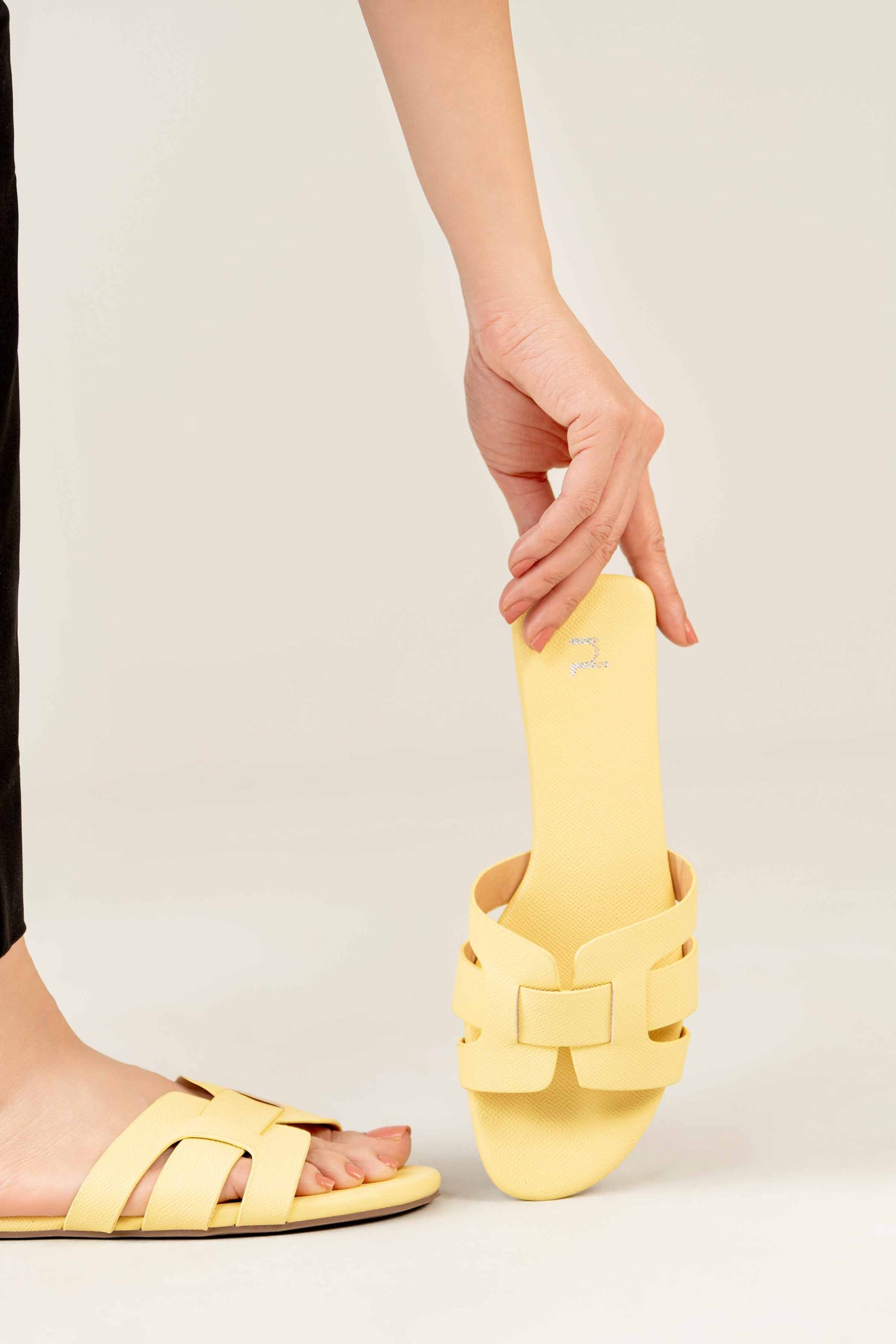 Yellow Chappal-440732902