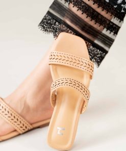 Beige Chappal-440772918