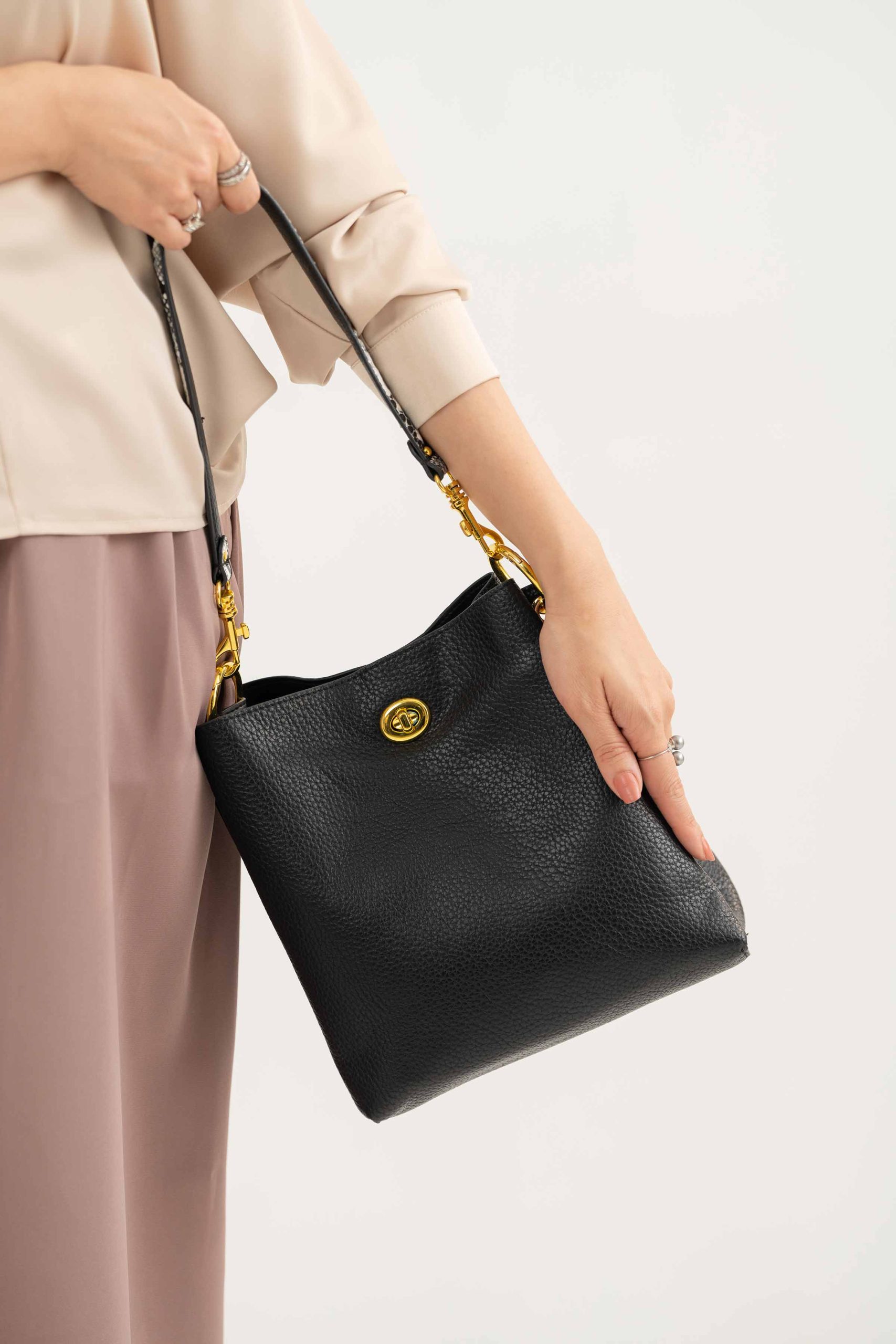 Black Shoulder Bag-441002103 - Image 2
