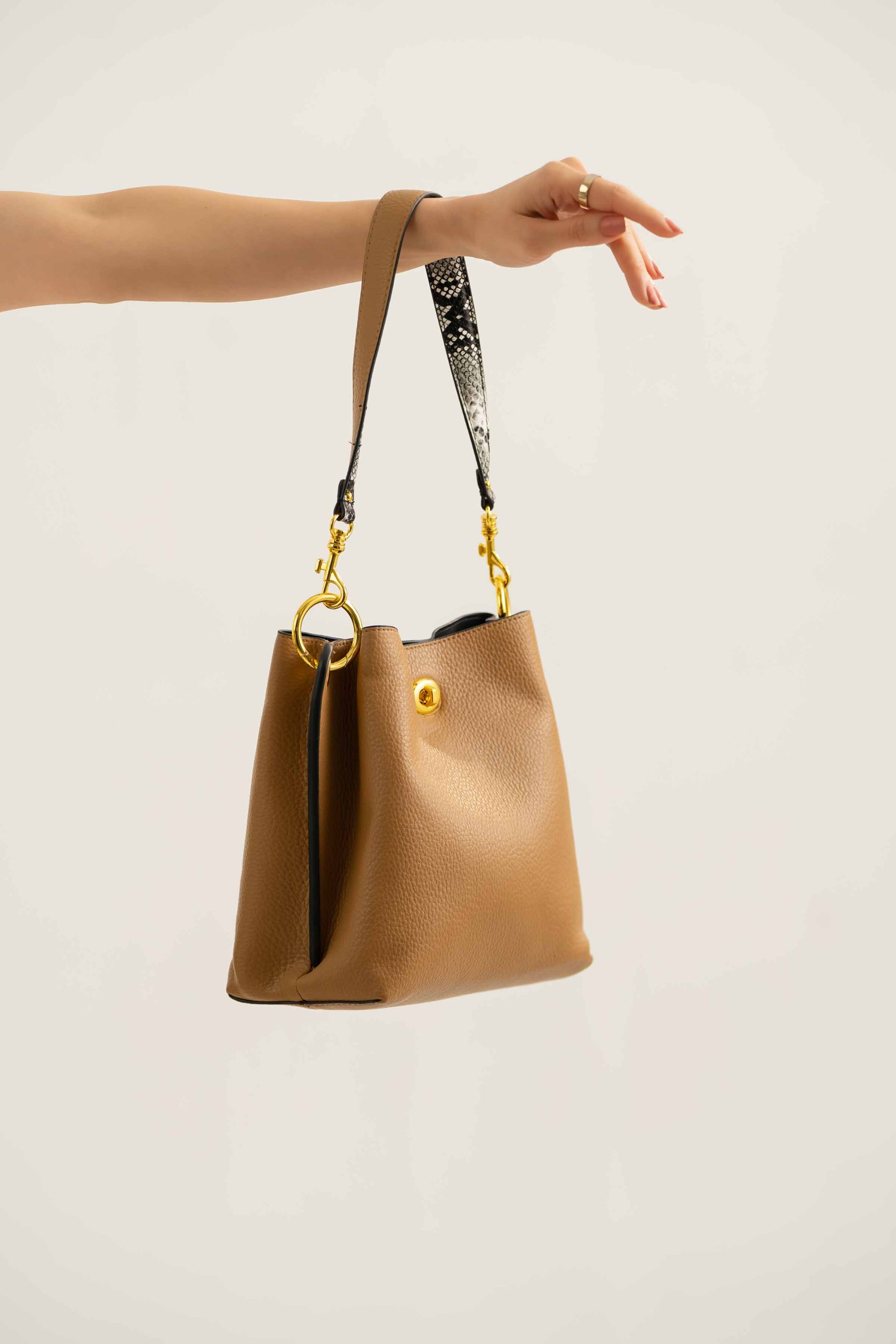 Brown Shoulder Bag-441002113 - Image 4