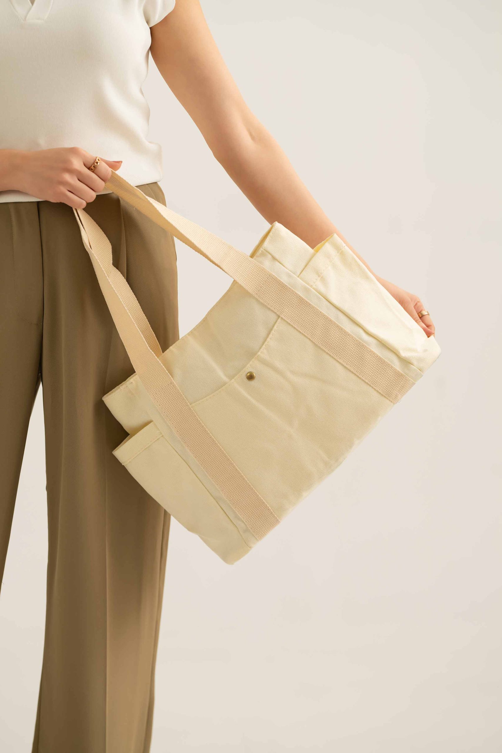 Off White Tote Bag-441052107 - Image 2