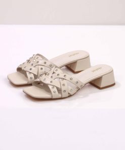 Off White Wedge-442982907