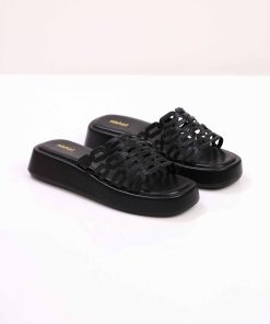 Black Chappal-443102903