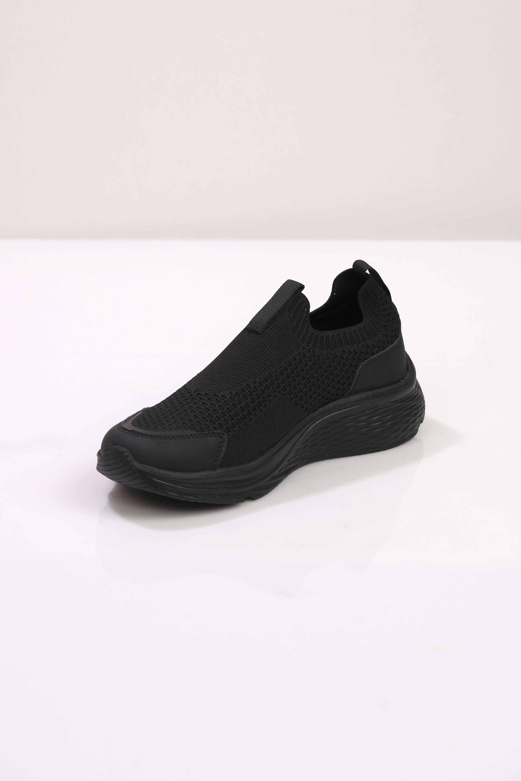 Black Canvas-443182903 - Image 3
