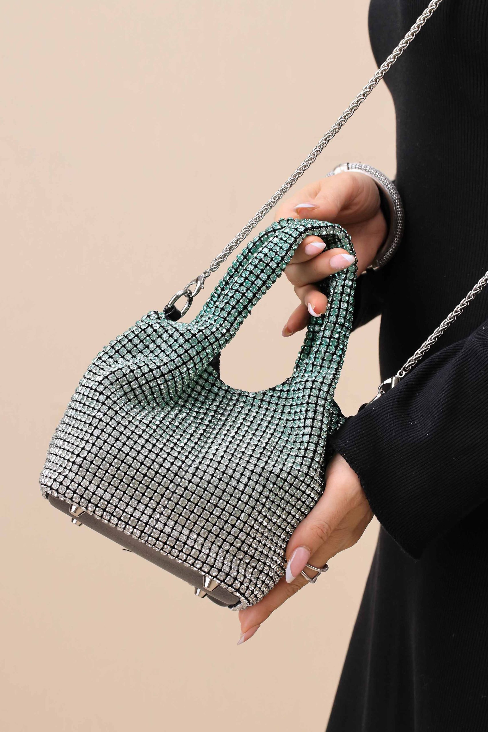 Gradient Green Clutch-444182104 - Image 5