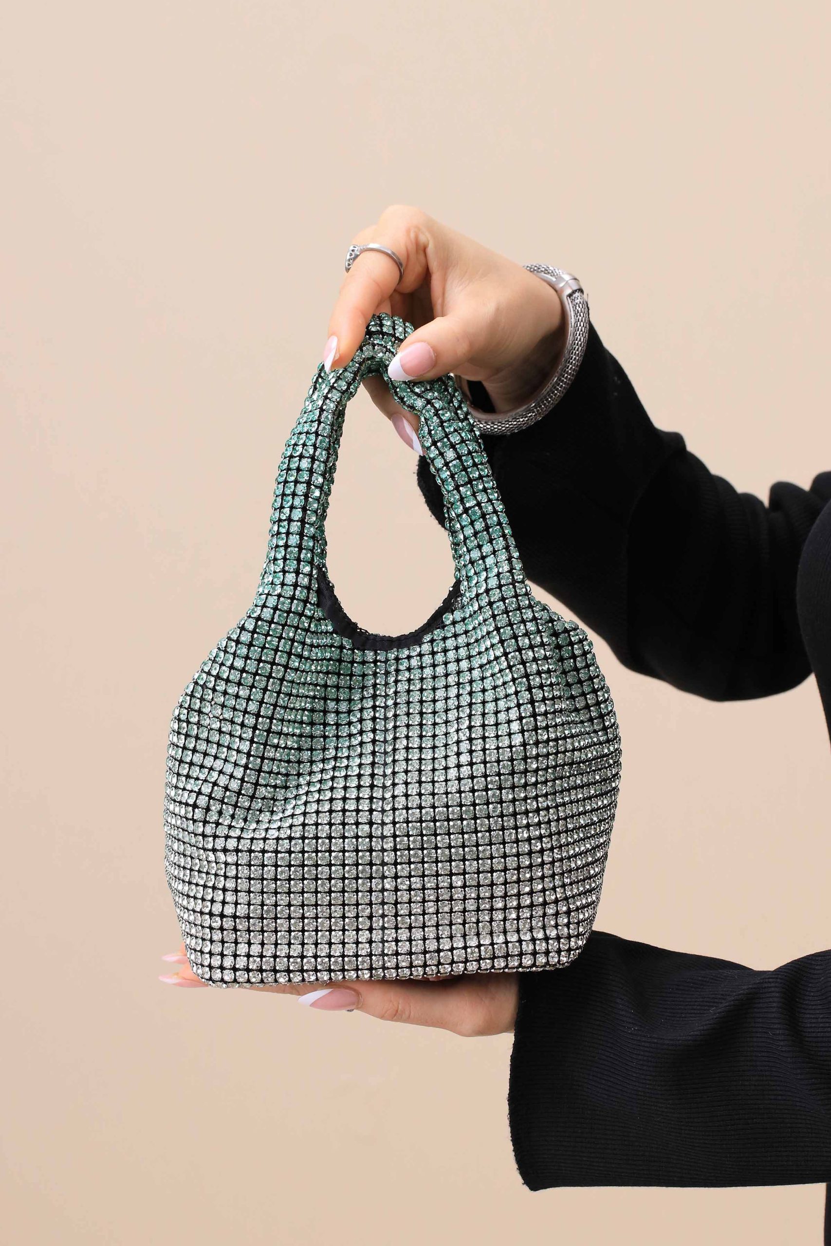 Gradient Green Clutch-444182104 - Image 3