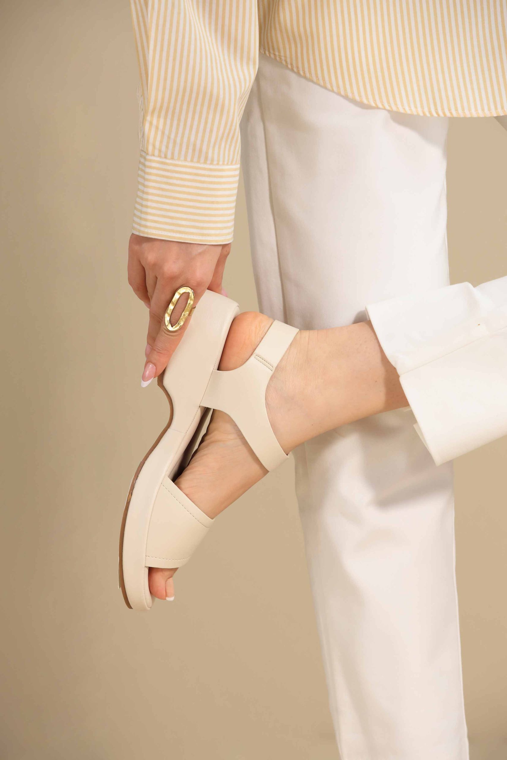 Off White Sandals-445162907 - Image 4