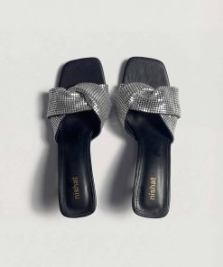 Black Heels-445172903