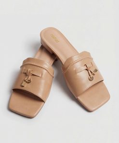 Beige Chappal-445182918
