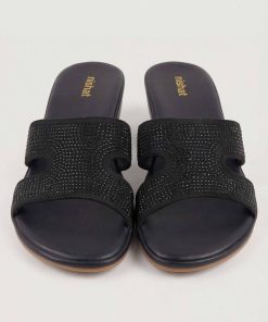 Black Wedges-445352903