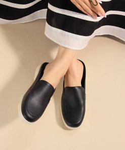 Black Mules-445362903