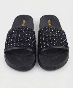 Black Chappal-445412903