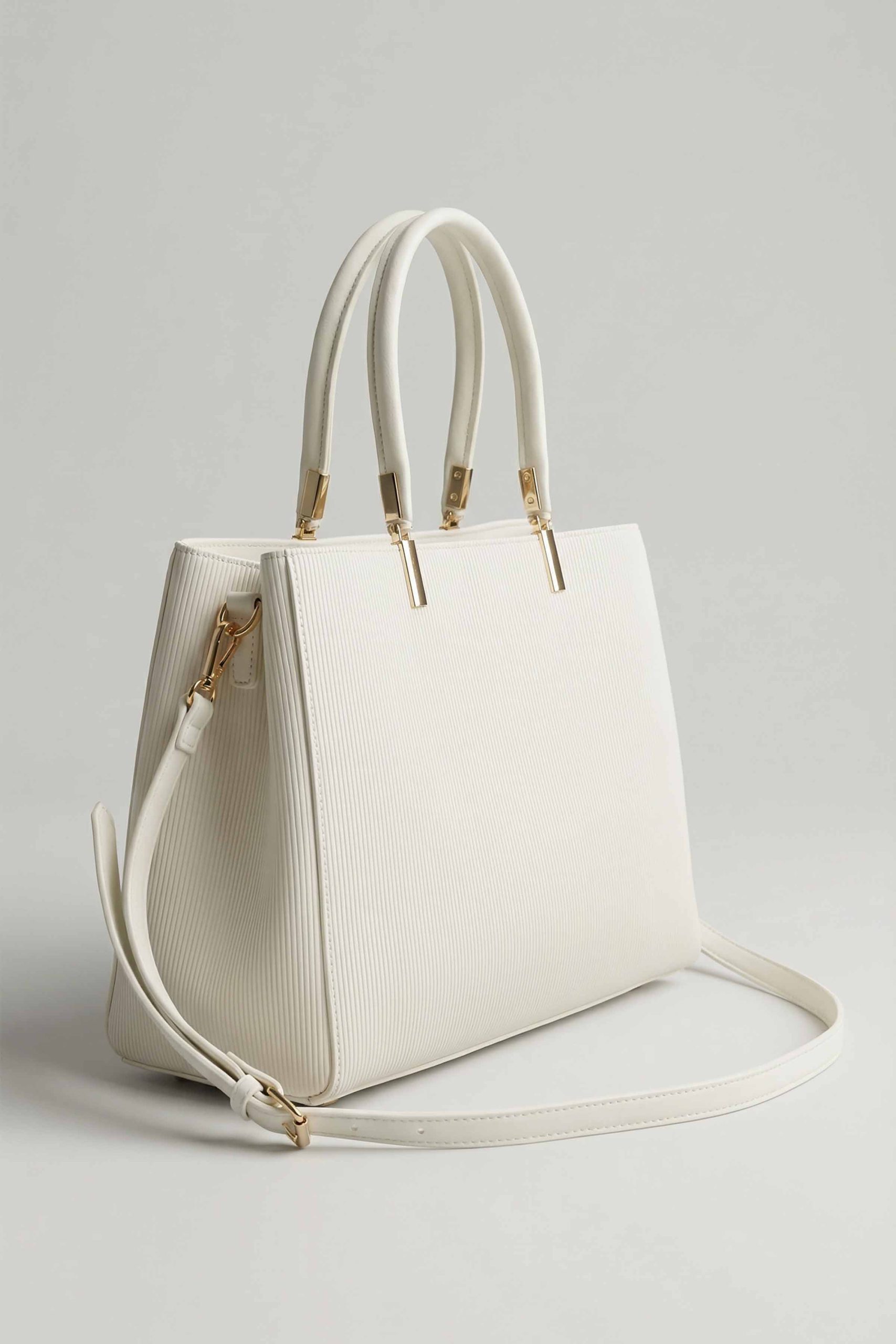 Off White Shoulder Bag-445662107 - Image 4