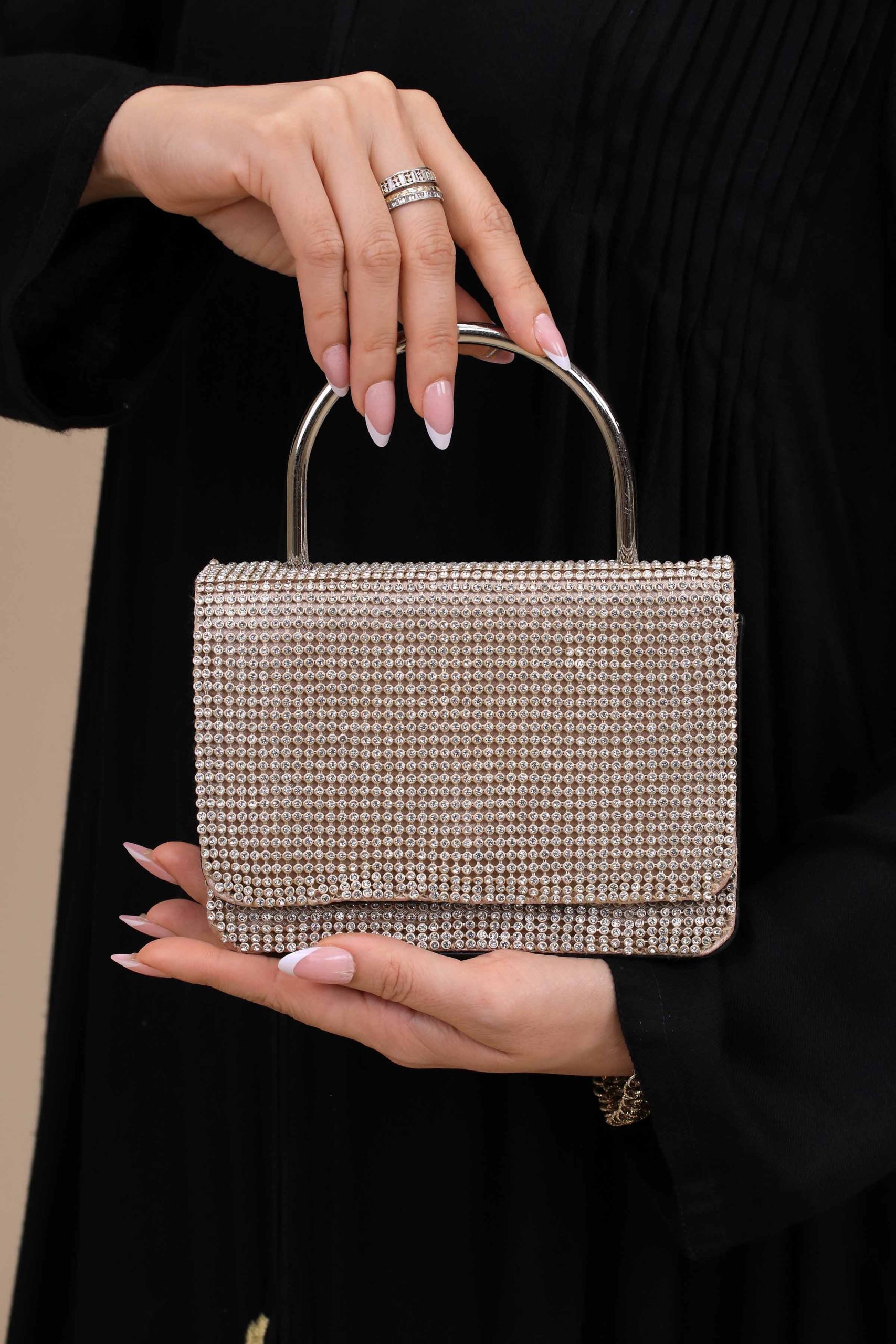 Gold Clutch-445742119 - Image 2