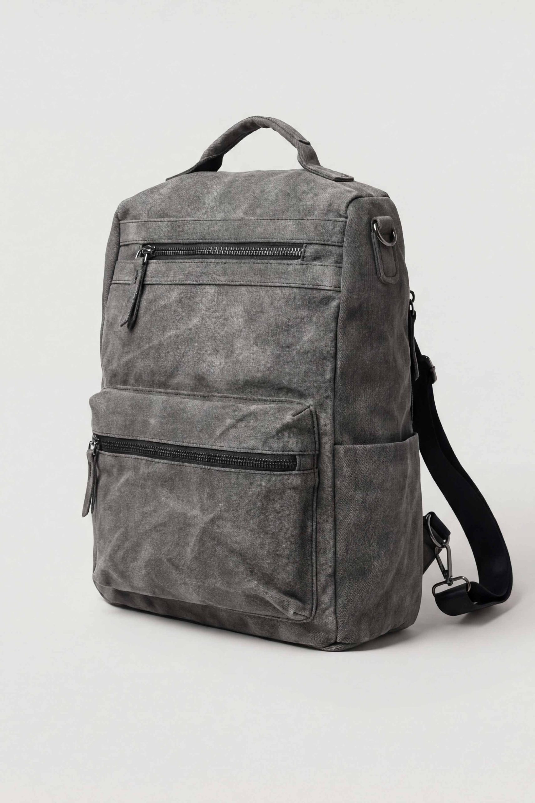 Black Back Pack-446282103