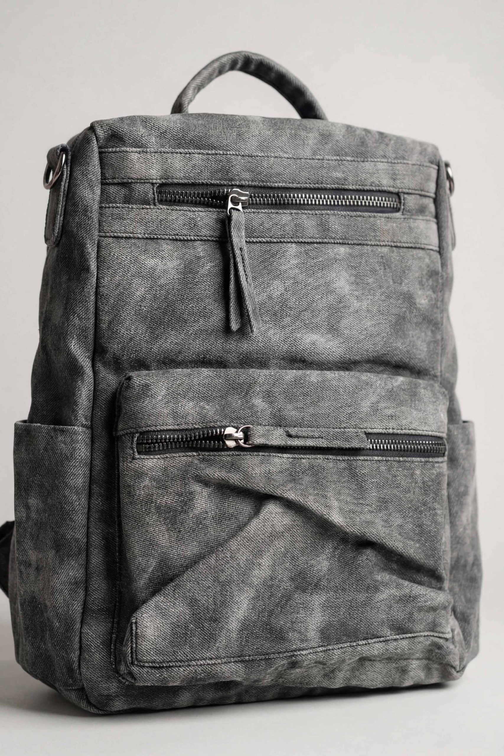 Black Back Pack-446282103 - Image 2
