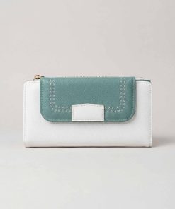 Green Wallet-446652104