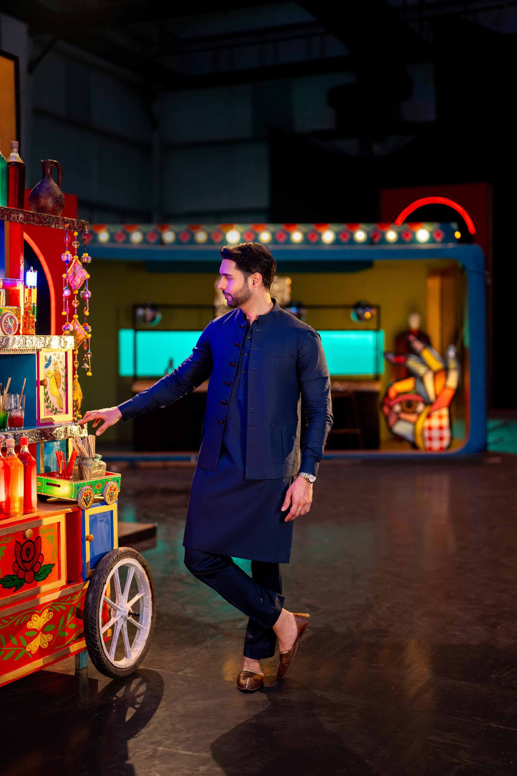 2 Piece - Naqsh Suit With Box - 42508157 - Image 3
