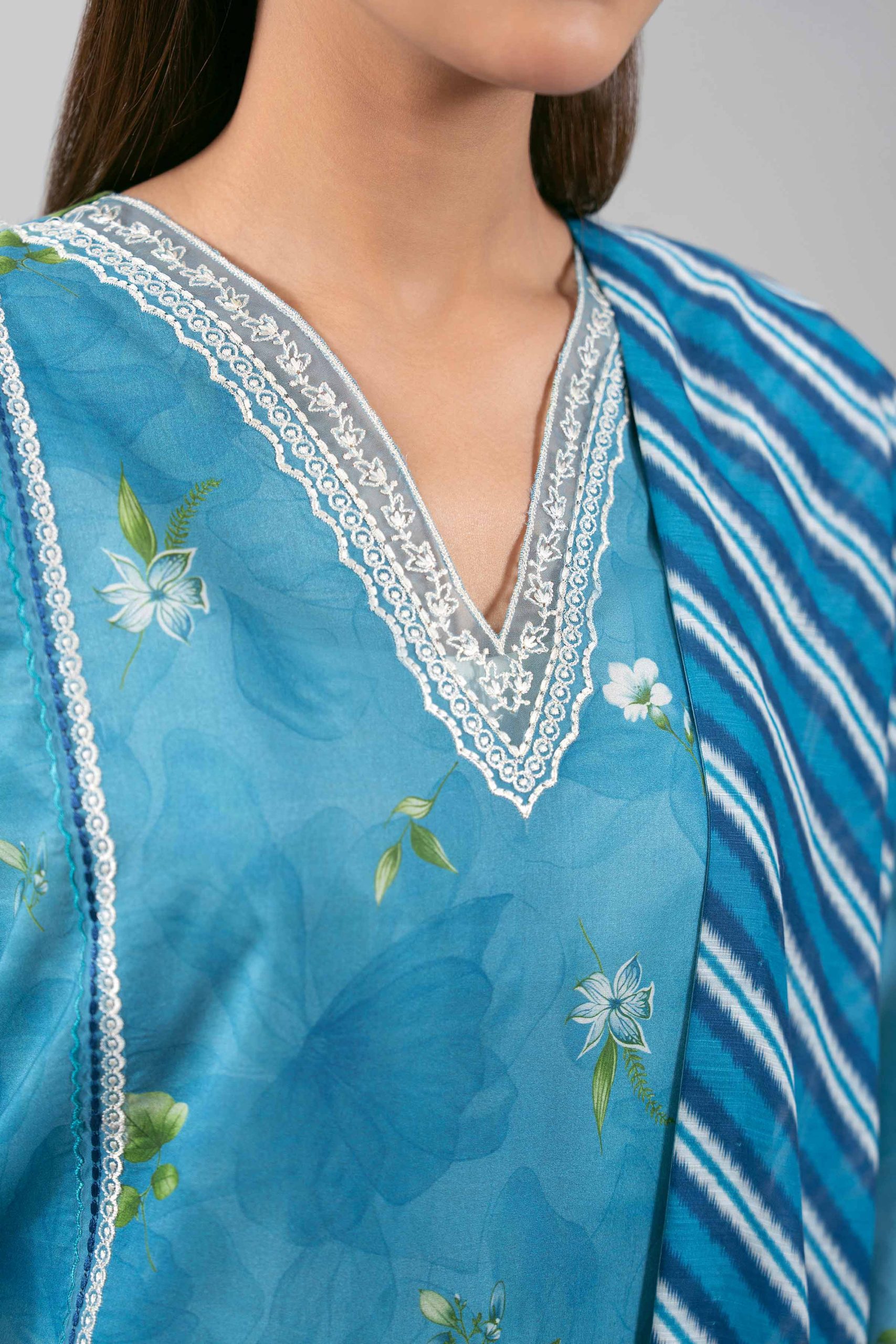 3 Piece - Digital Printed Embroidered Suit - 42601361 - Image 4
