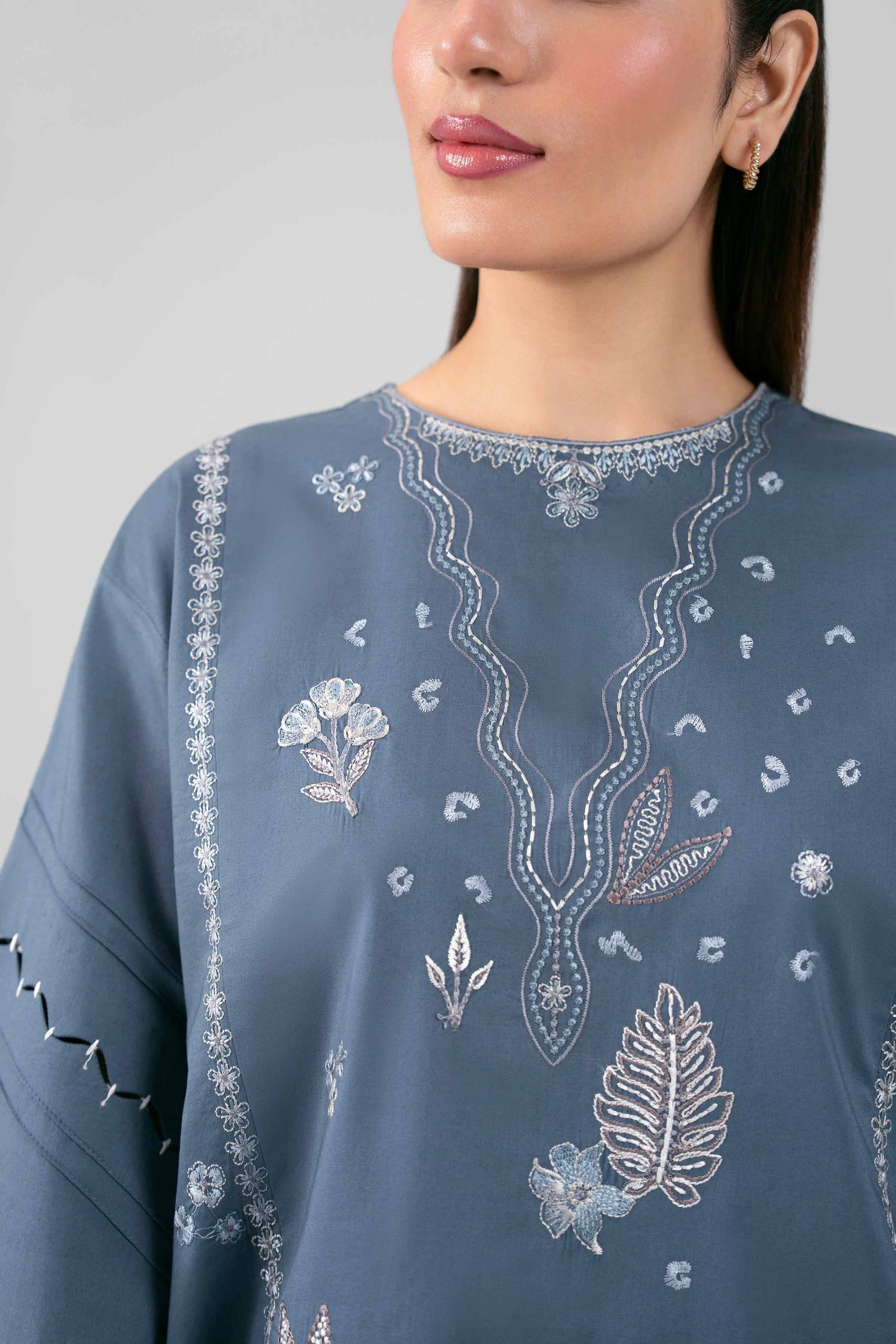 2 Piece - Embroidered Suit - 42601428 - Image 4