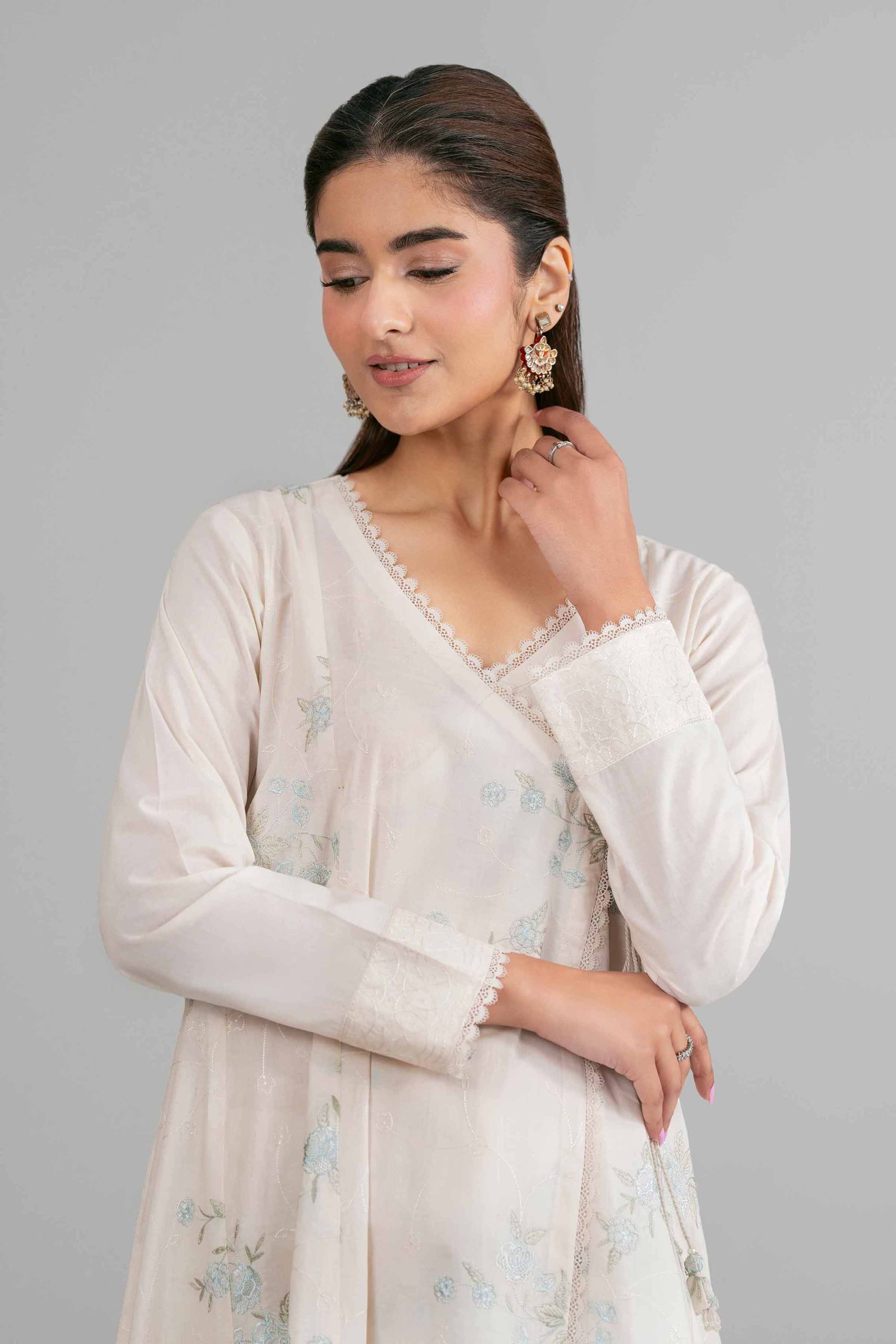 2 Piece - Embroidered Suit - 42619936 - Image 2