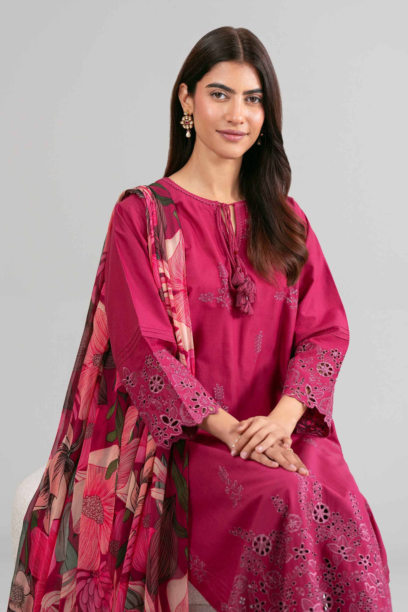 3 Piece - Printed Embroidered Suit - 42619956 - Image 2