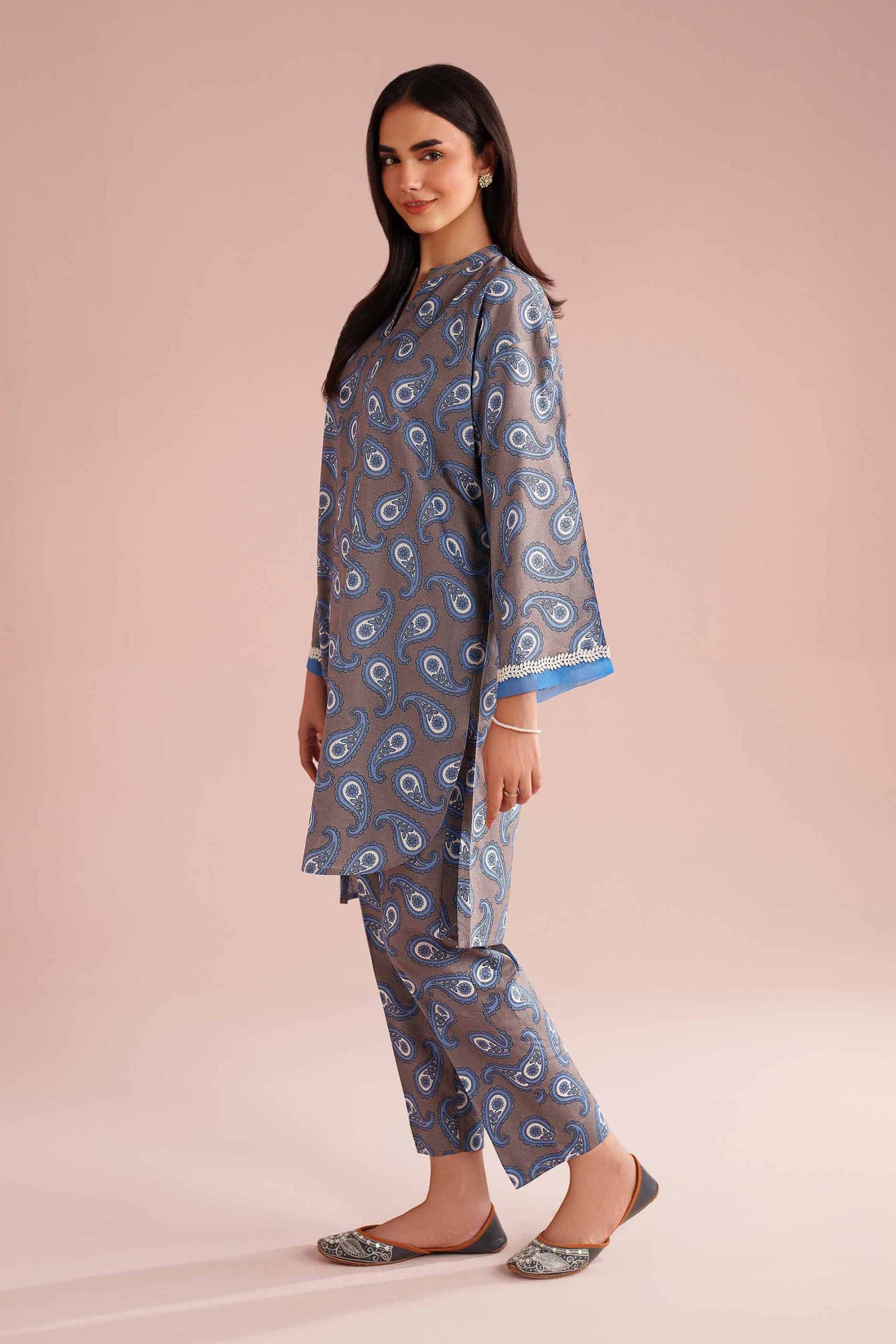 2 Piece - Printed Suit - PE26-182 - Image 4
