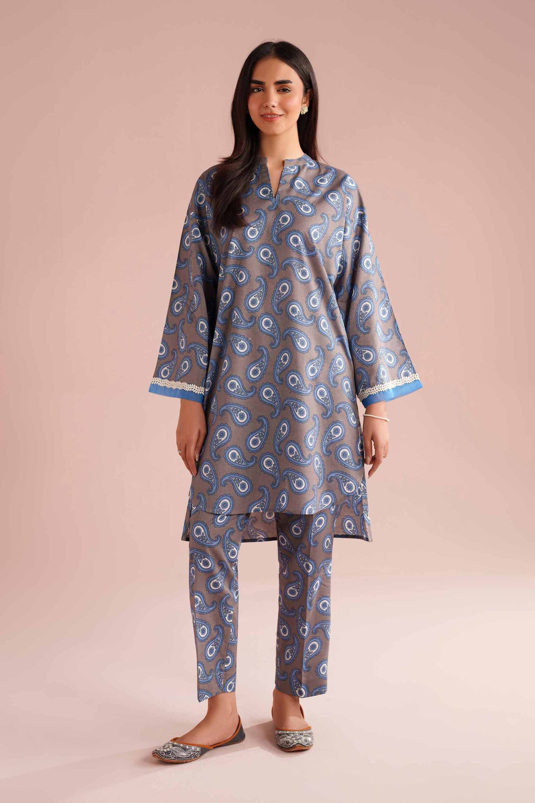 2 Piece - Printed Suit - PE26-182