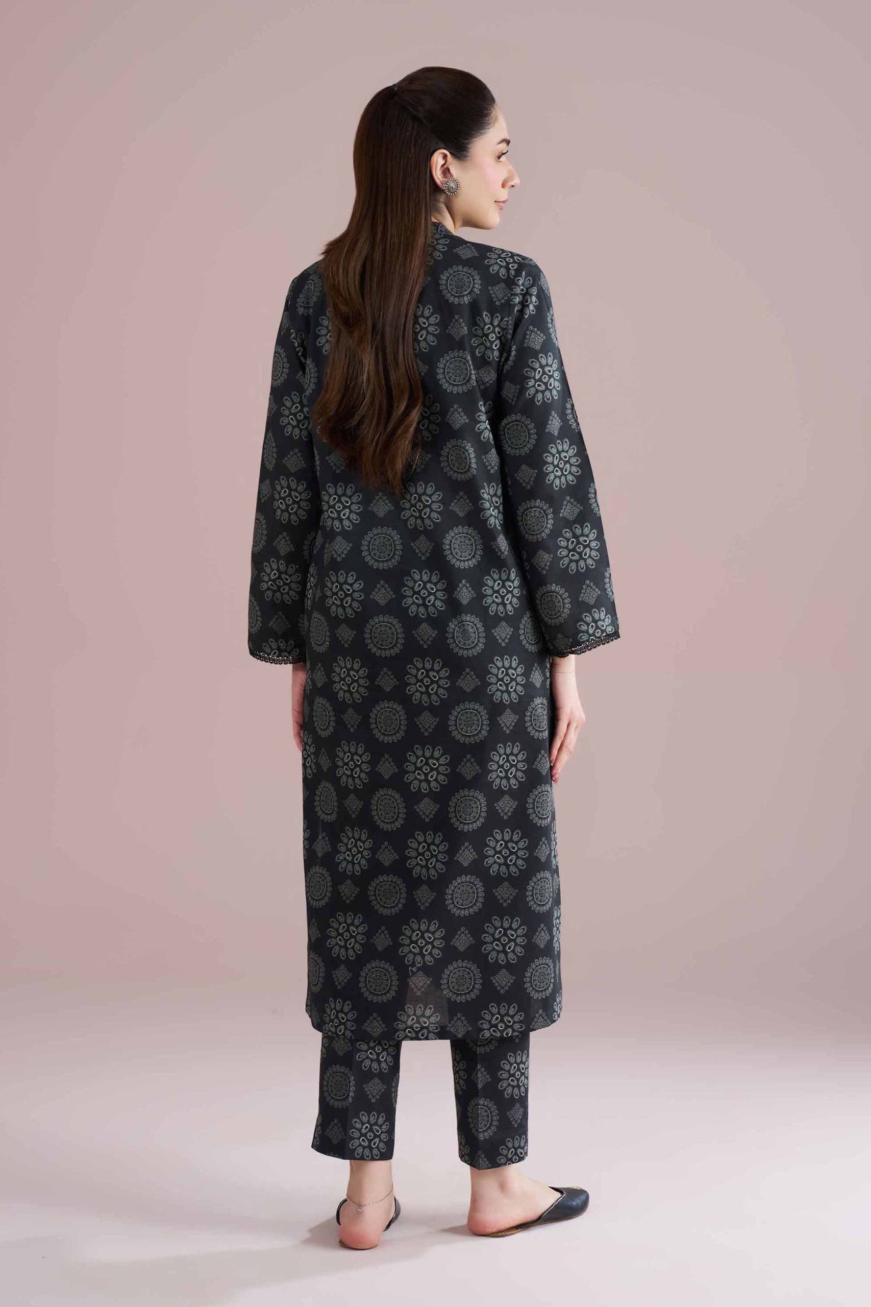 2 Piece - Printed Suit - PE26-190 - Image 3