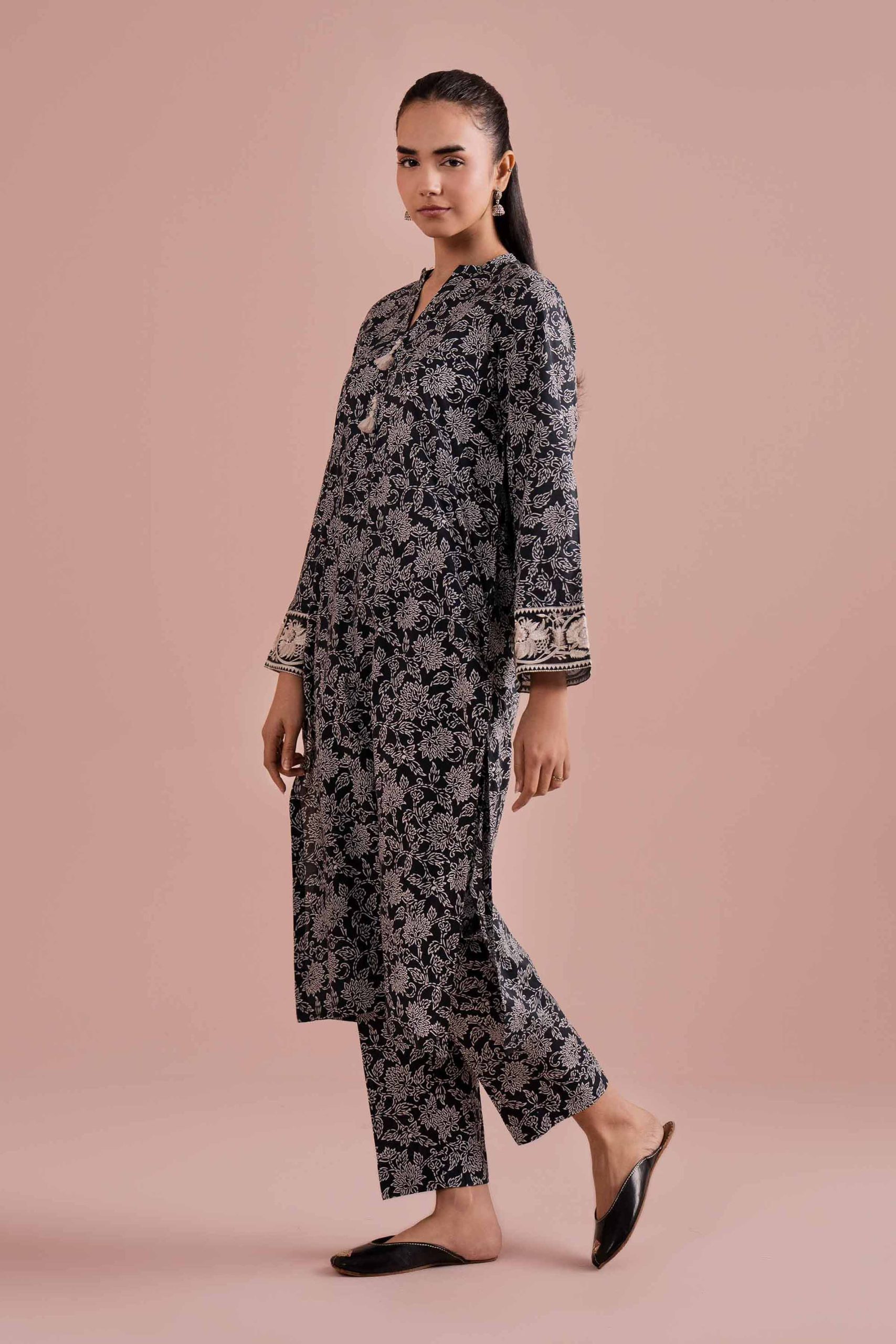 2 Piece - Printed Embroidered Suit - PE26-198 - Image 5