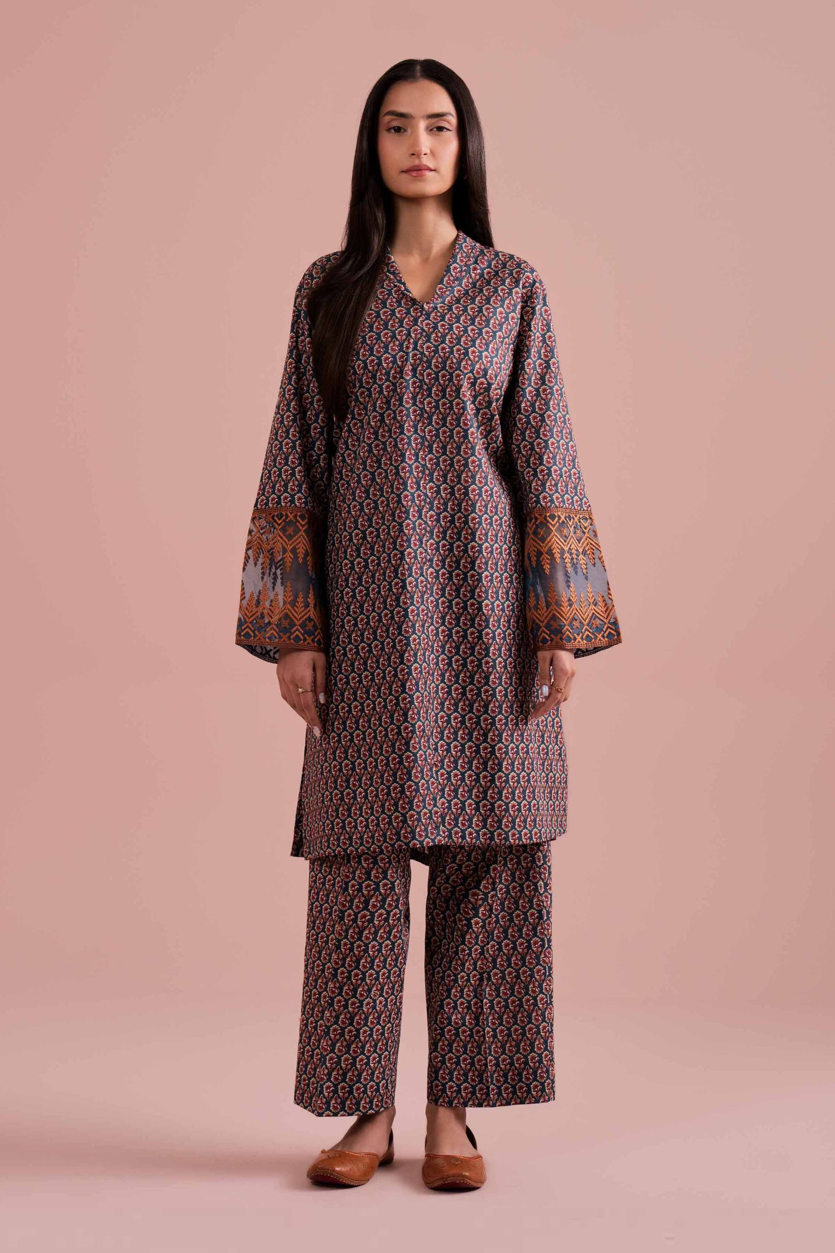 2 Piece - Printed Embroidered Suit - PE26-211 - Image 4