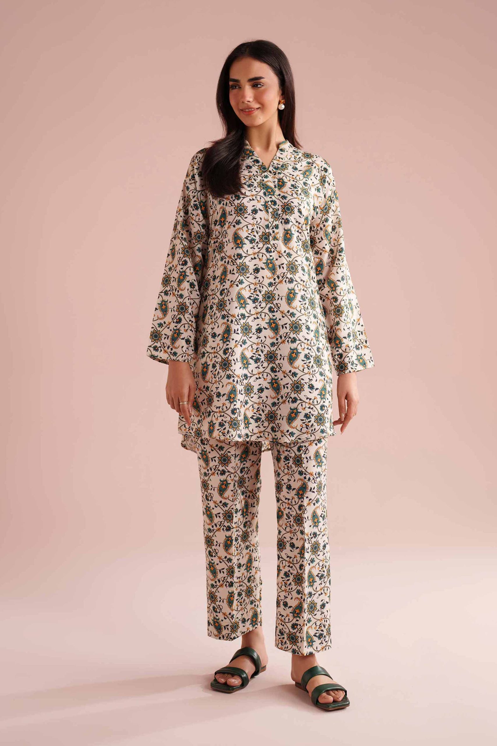 2 Piece - Printed Suit - PE26-22