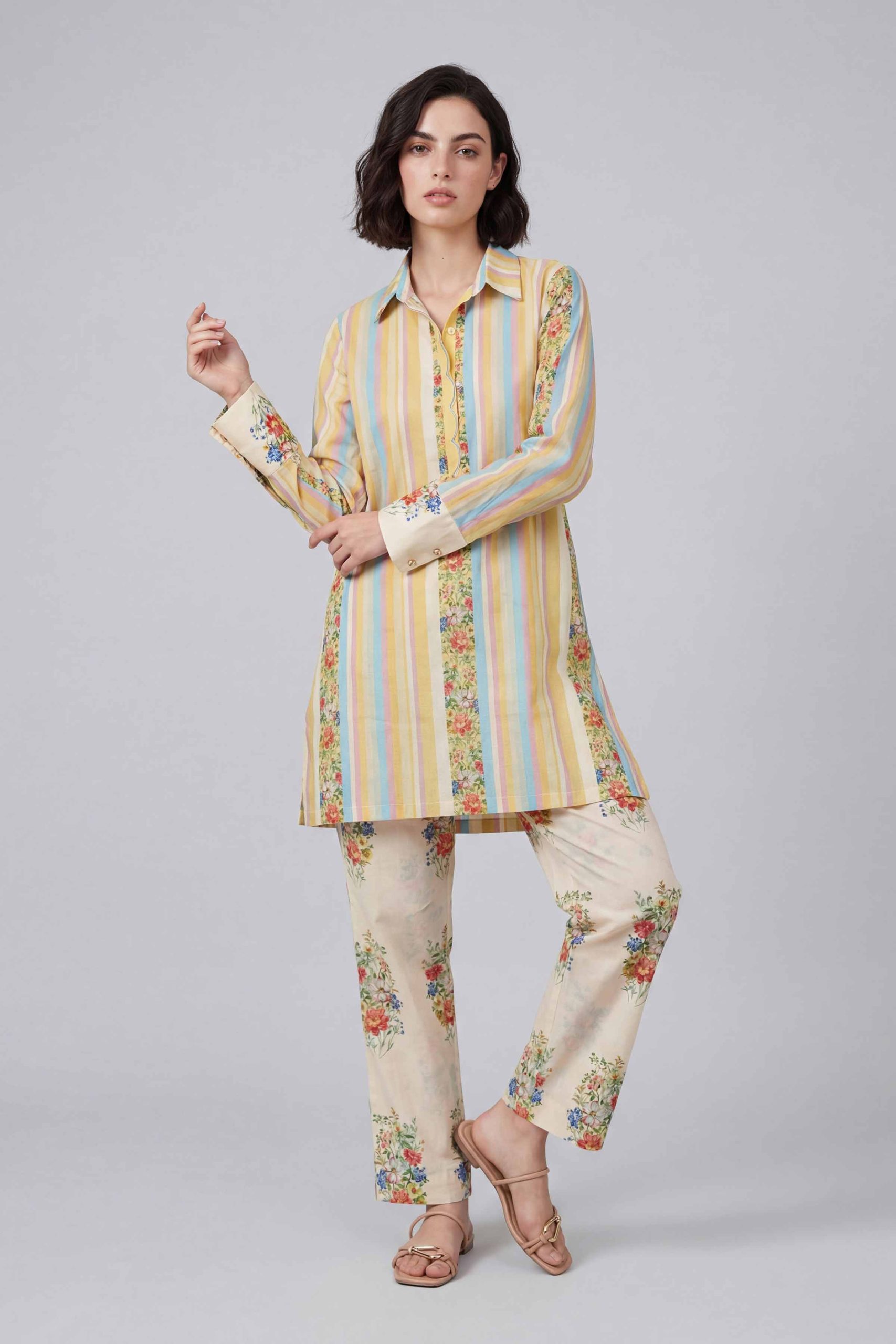 2 Piece - Printed Suit - PE26-275 - Image 5