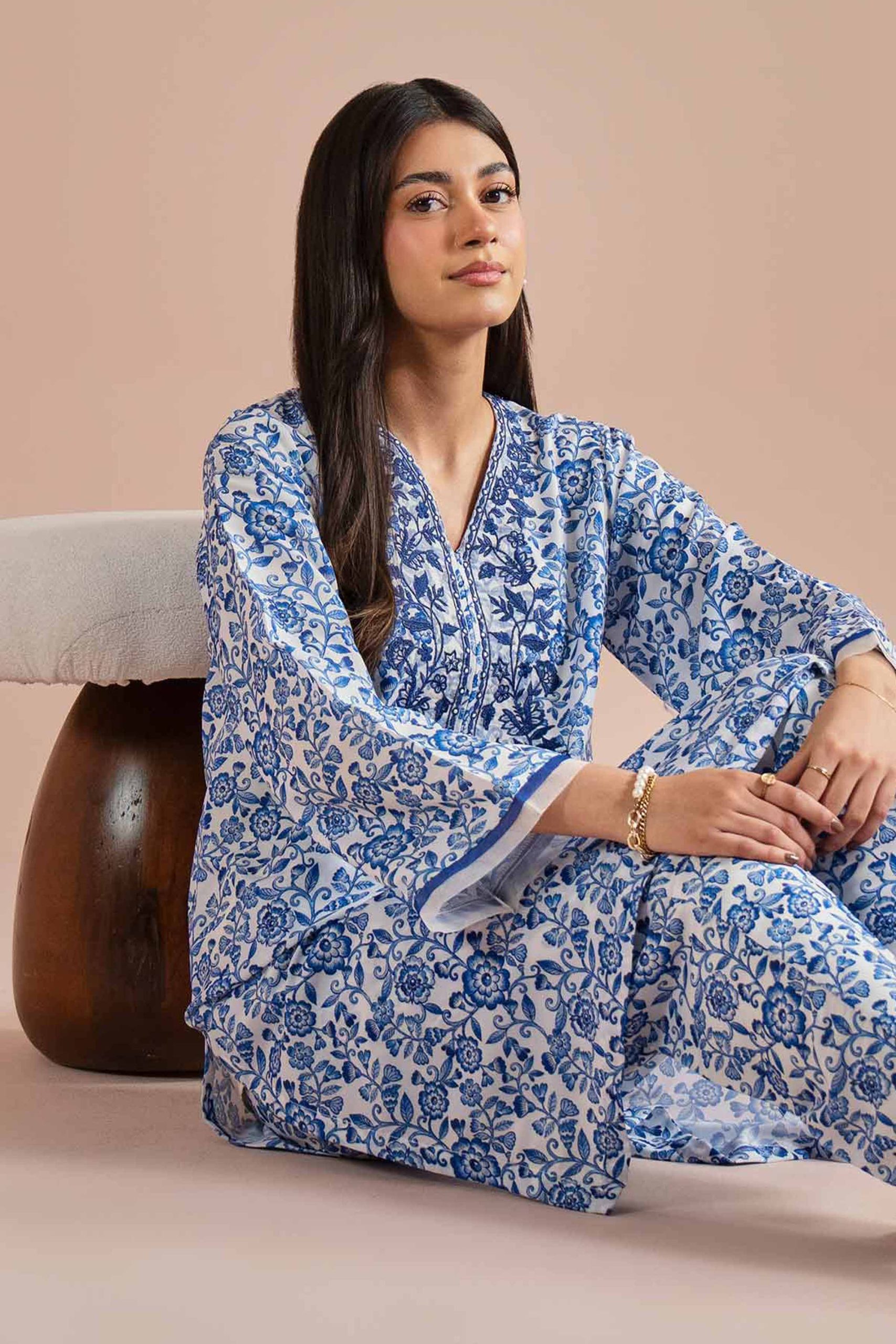 2 Piece - Printed Embroidered Suit - PE26-32 - Image 2