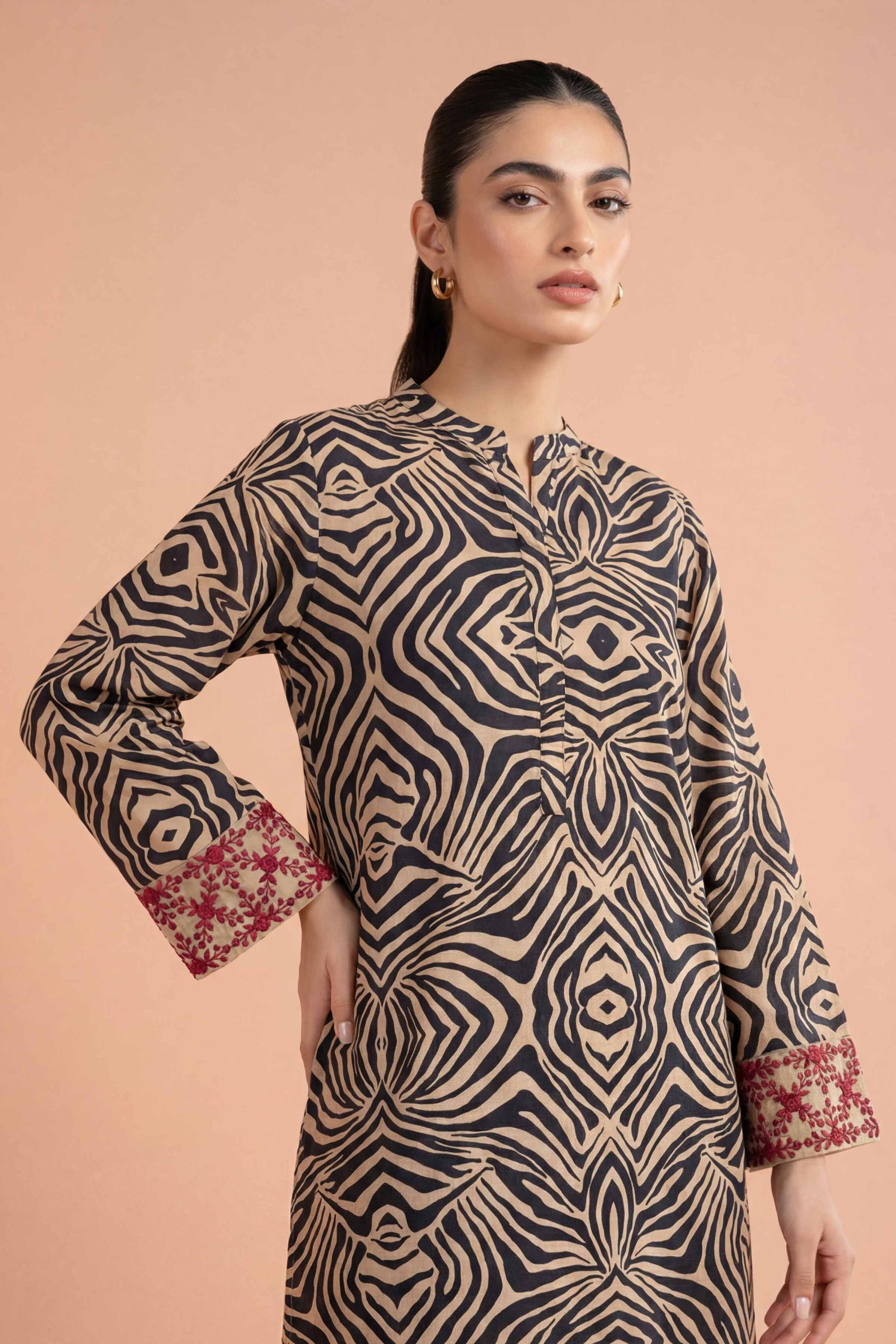 2 Piece - Printed Embroidered Suit - PE26-355 - Image 5