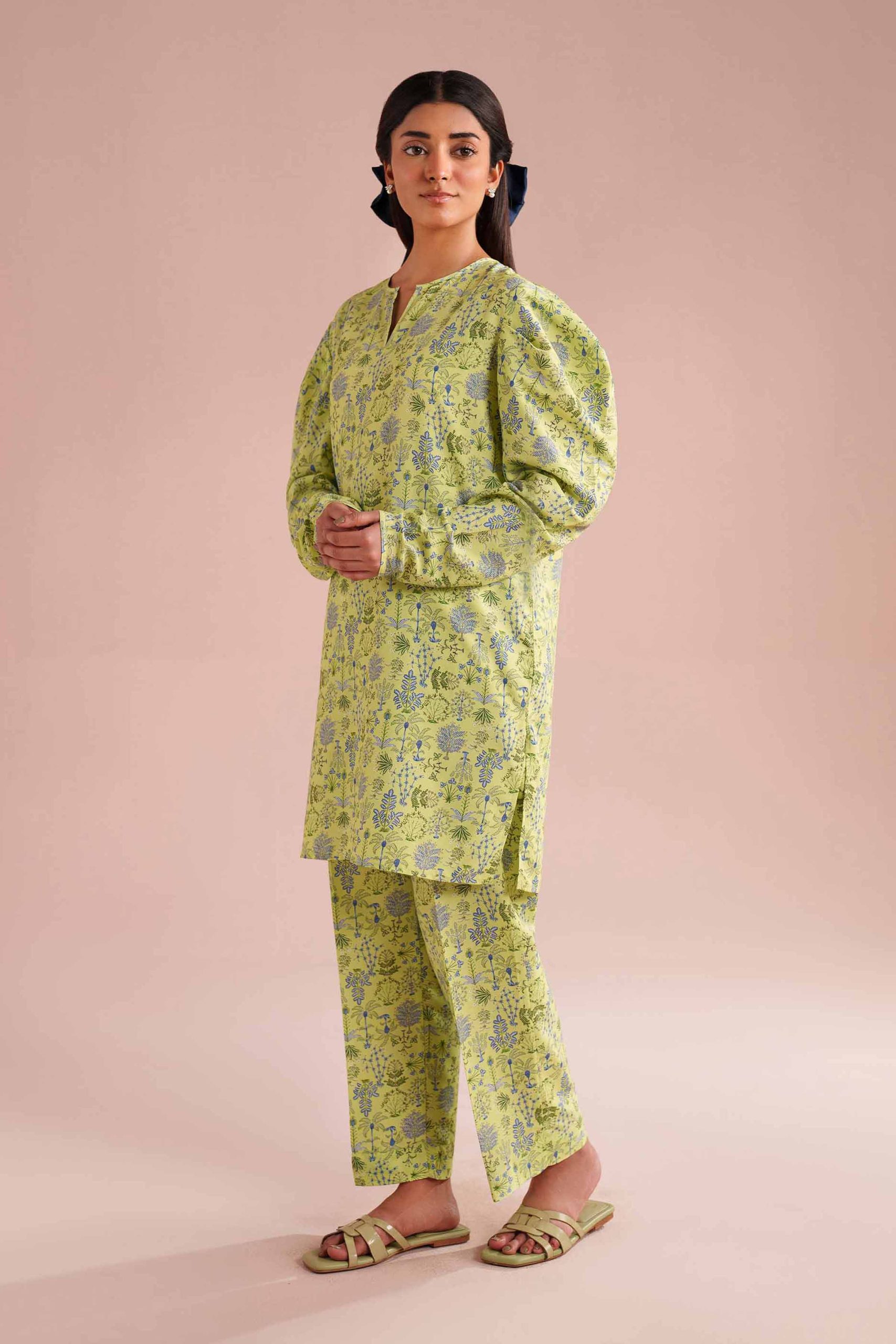 2 Piece - Printed Suit - PE26-420 - Image 4