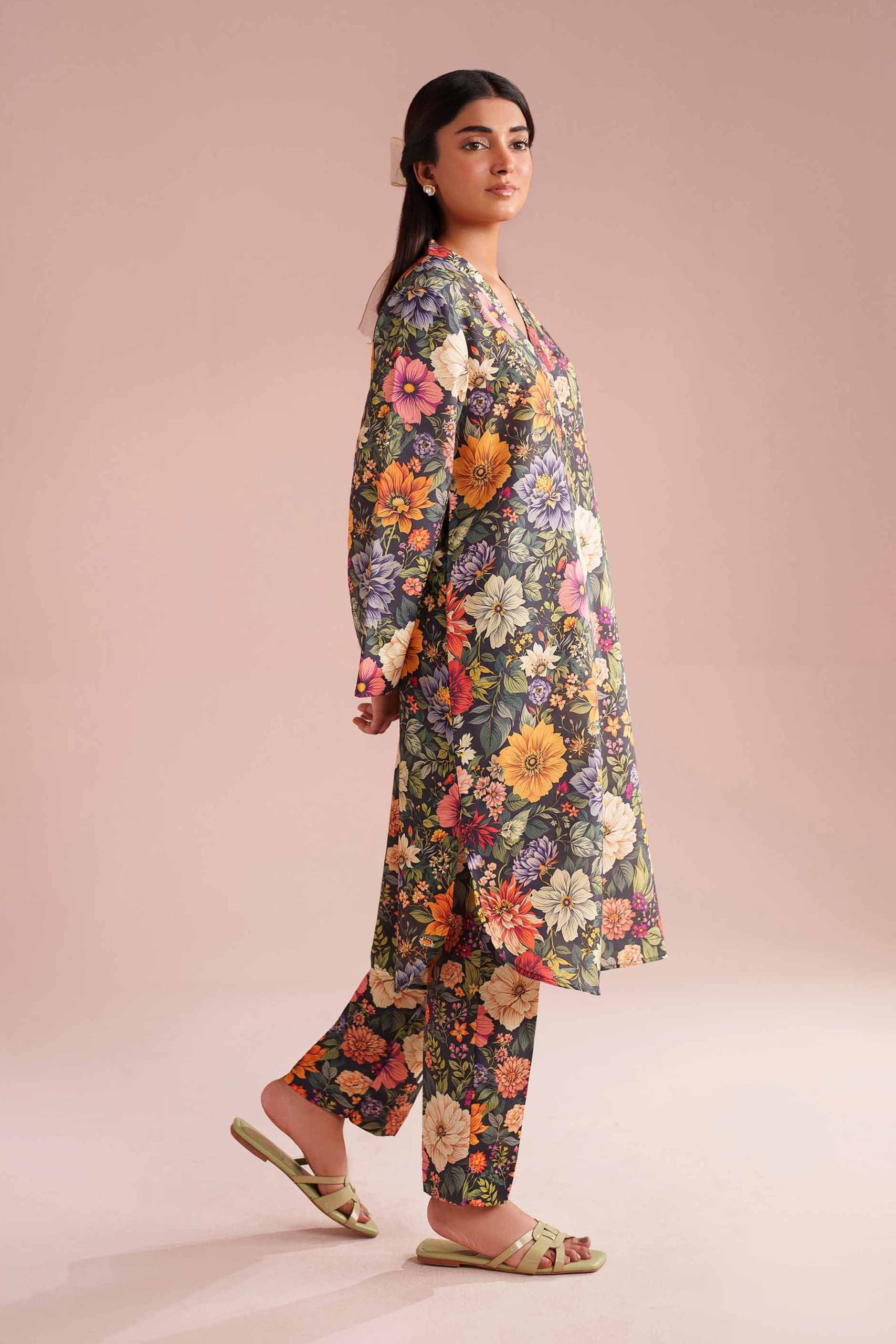 2 Piece - Printed Suit - PE26-425 - Image 4